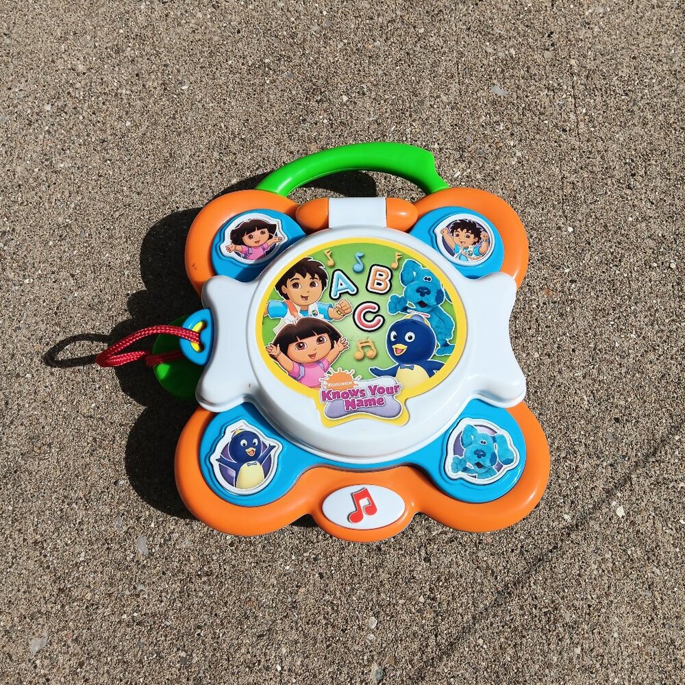 Nickelodeon - Knows Your Name - Musical Toy